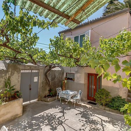 Apartments Ivna Велі-Лошинь Екстер'єр фото