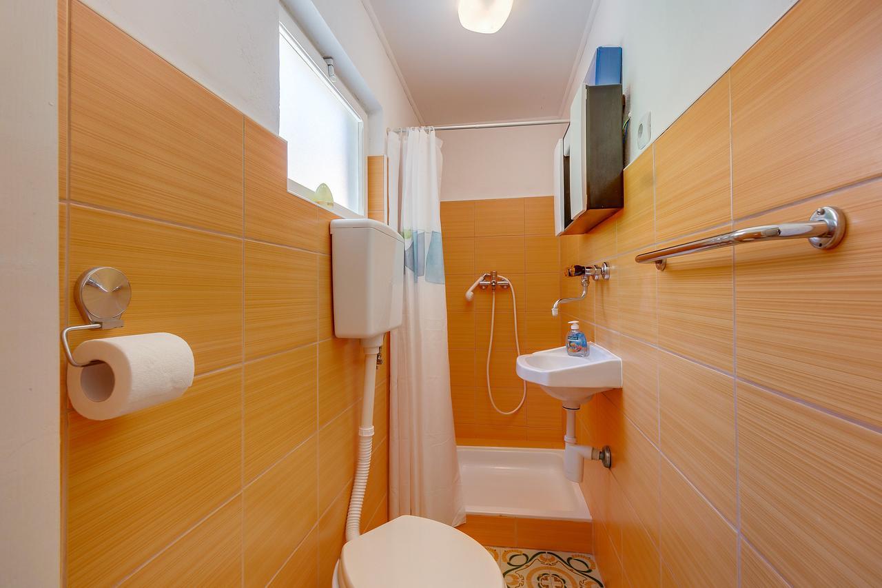 Apartments Ivna Велі-Лошинь Екстер'єр фото