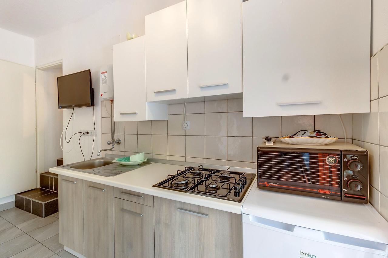 Apartments Ivna Велі-Лошинь Екстер'єр фото