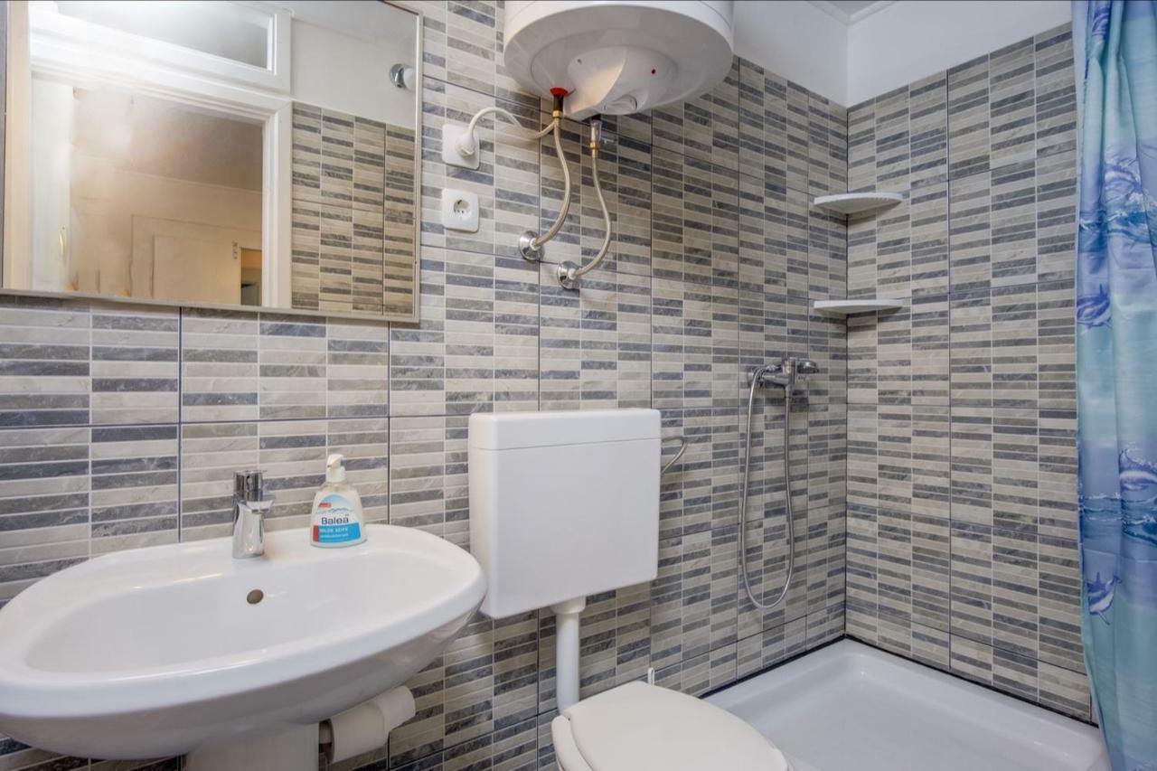 Apartments Ivna Велі-Лошинь Екстер'єр фото